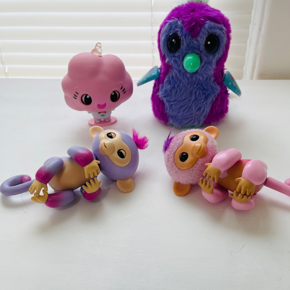WowWee Fingerlings Monkeys Hatchimals Penguala and Light Up Cloud Toy Bundle